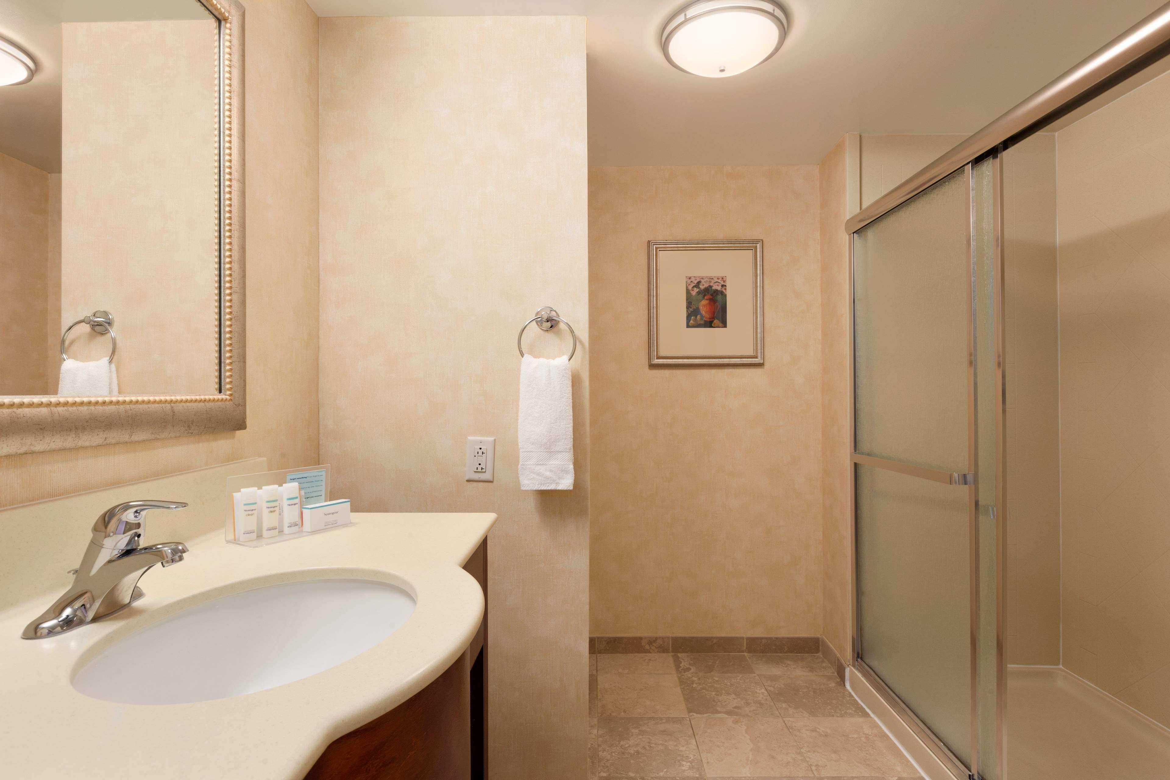 Hampton Inn Geneva Esterno foto