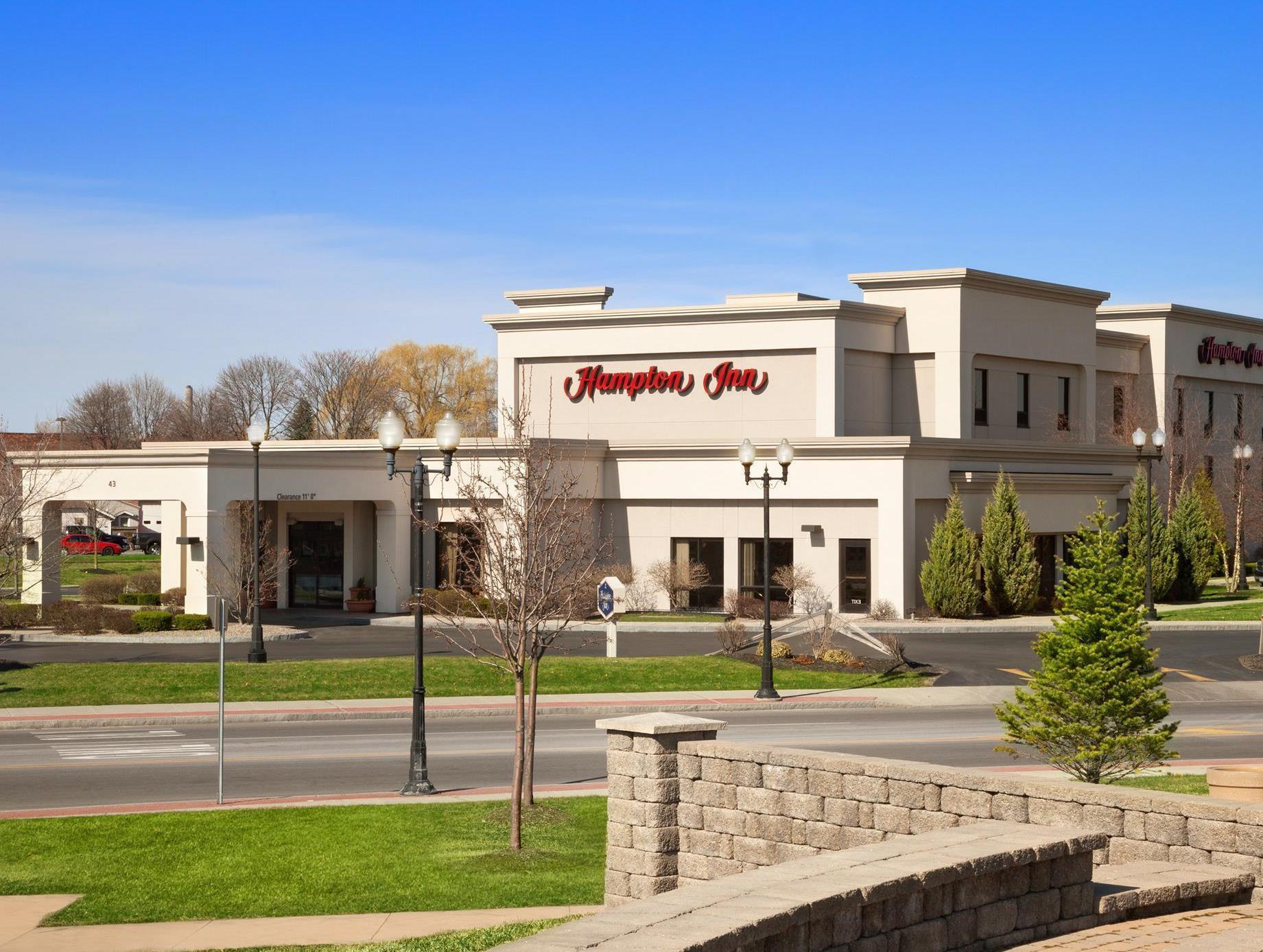 Hampton Inn Geneva Esterno foto