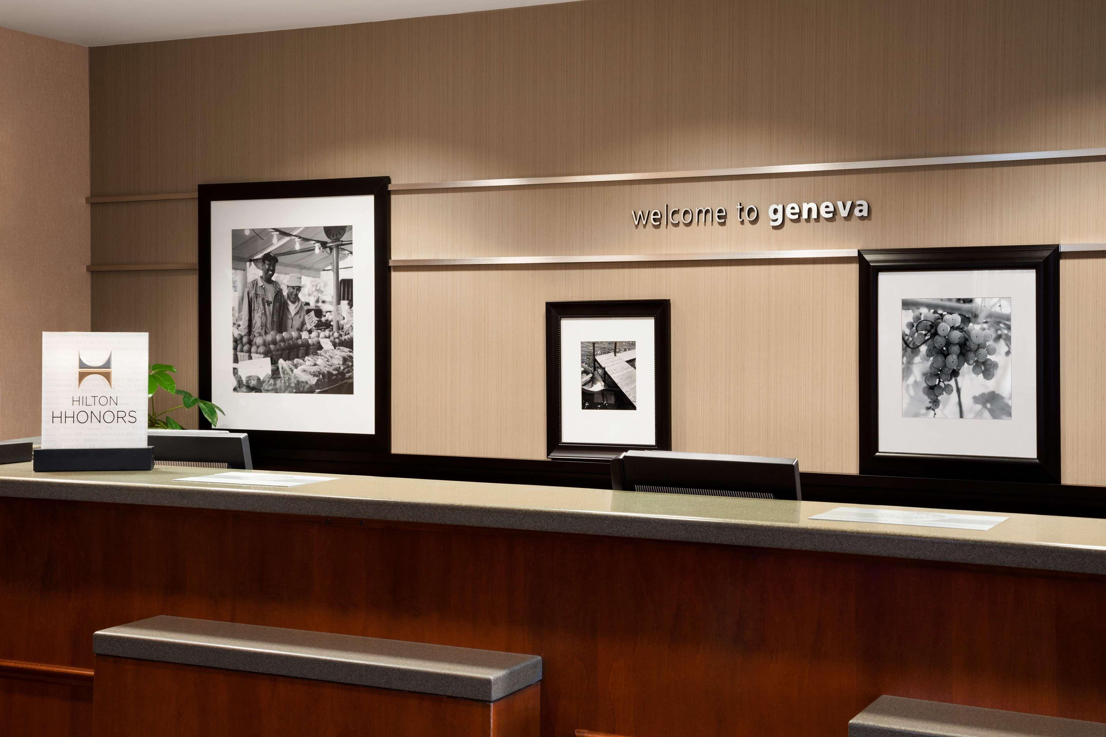 Hampton Inn Geneva Esterno foto