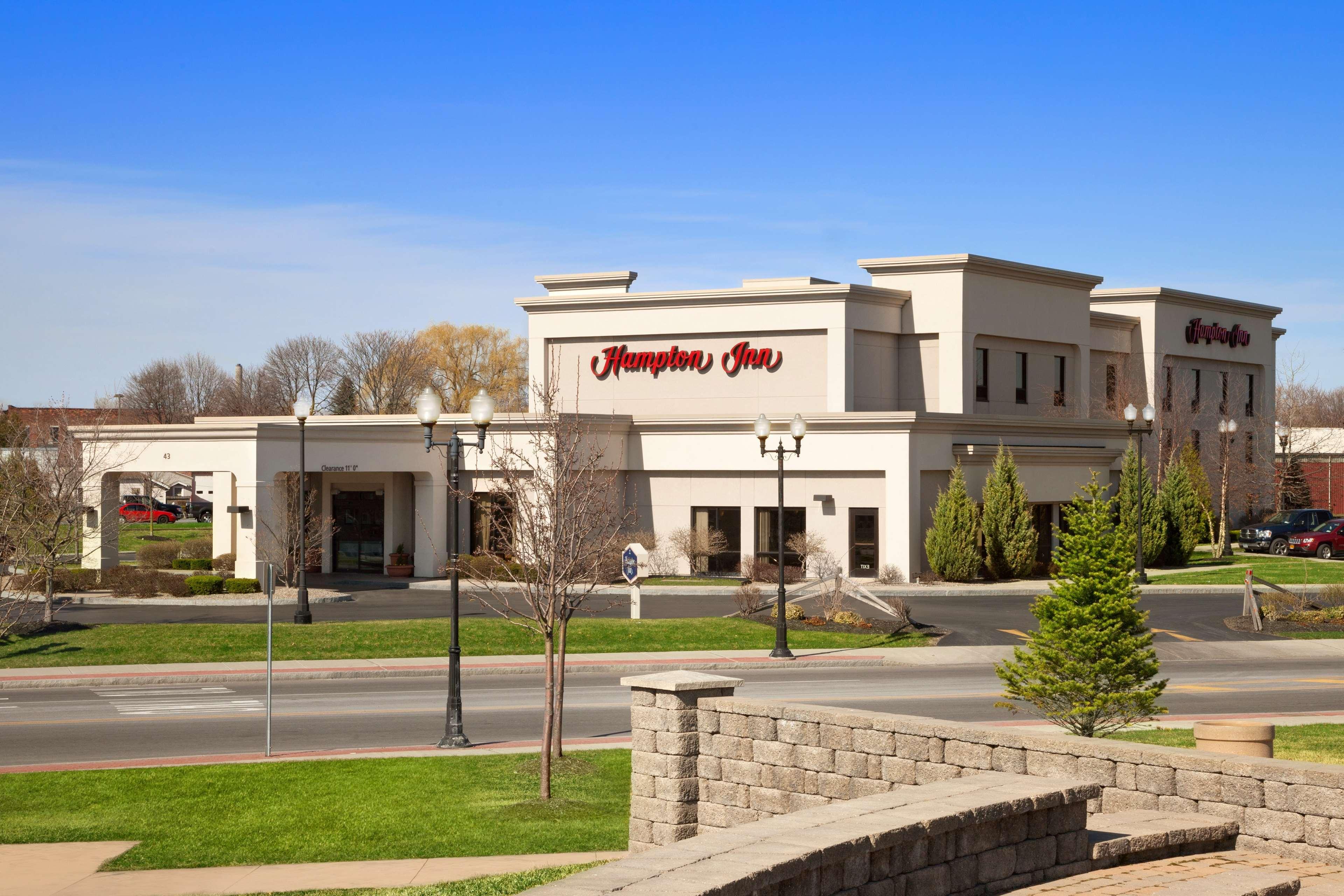 Hampton Inn Geneva Esterno foto