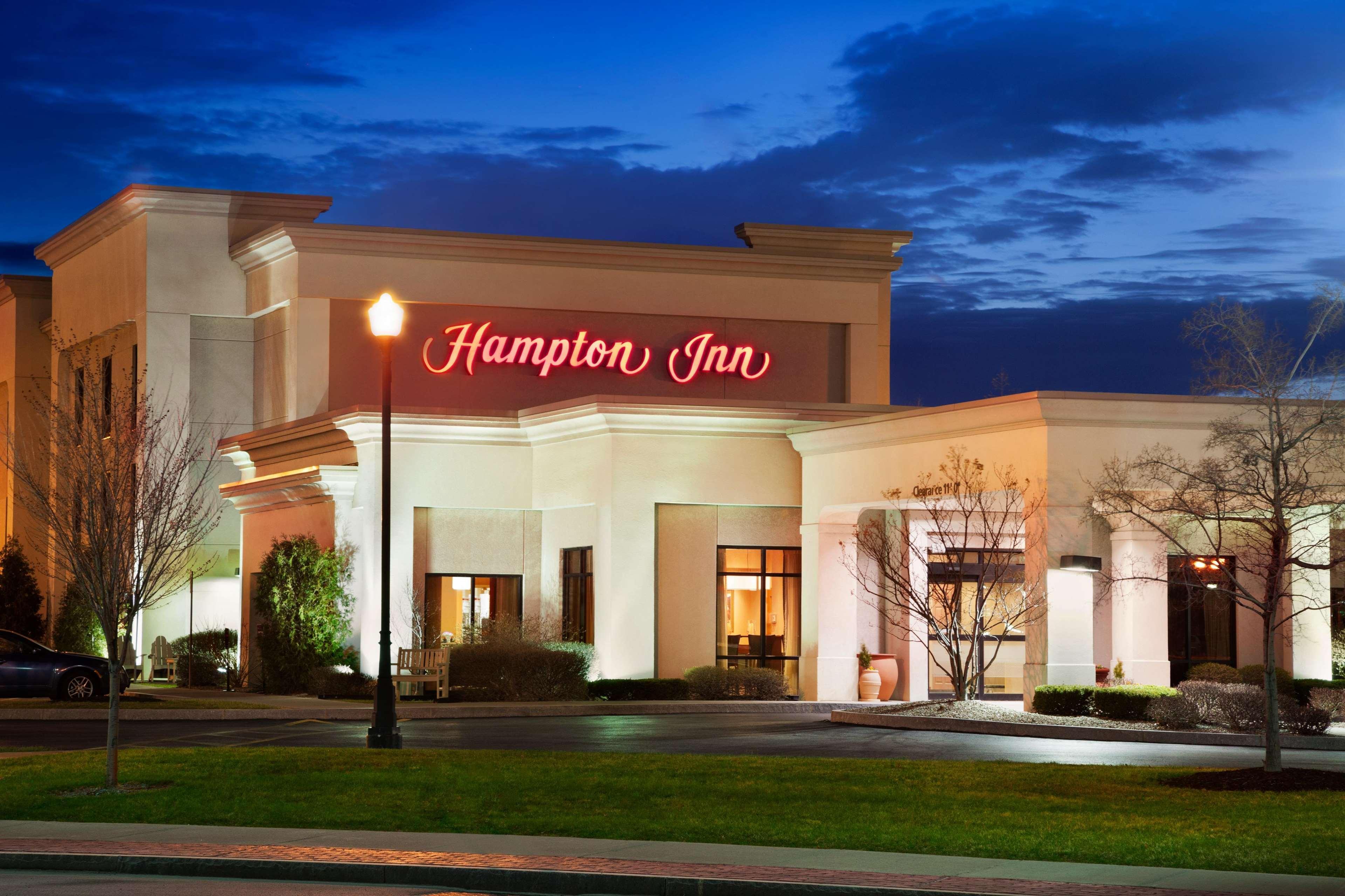Hampton Inn Geneva Esterno foto